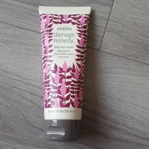 Aveda Damage Remedy daily hair repair